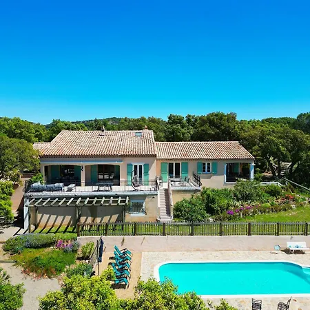 Avec Vue Dans Le Golfe De Saint Tropez, A 15 Min A Pied, Calme Et Nature