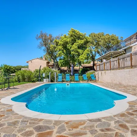 Avec Vue Dans Le Golfe De Saint Tropez, à 15 Min à Pied, Calme Et Nature Villa