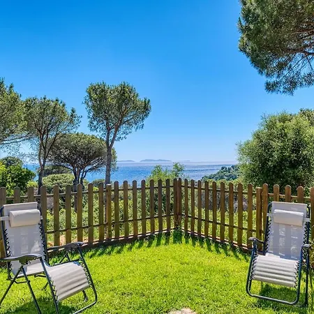 Avec Vue Dans Le Golfe De Saint Tropez, A 15 Min A Pied, Calme Et Nature Villa *